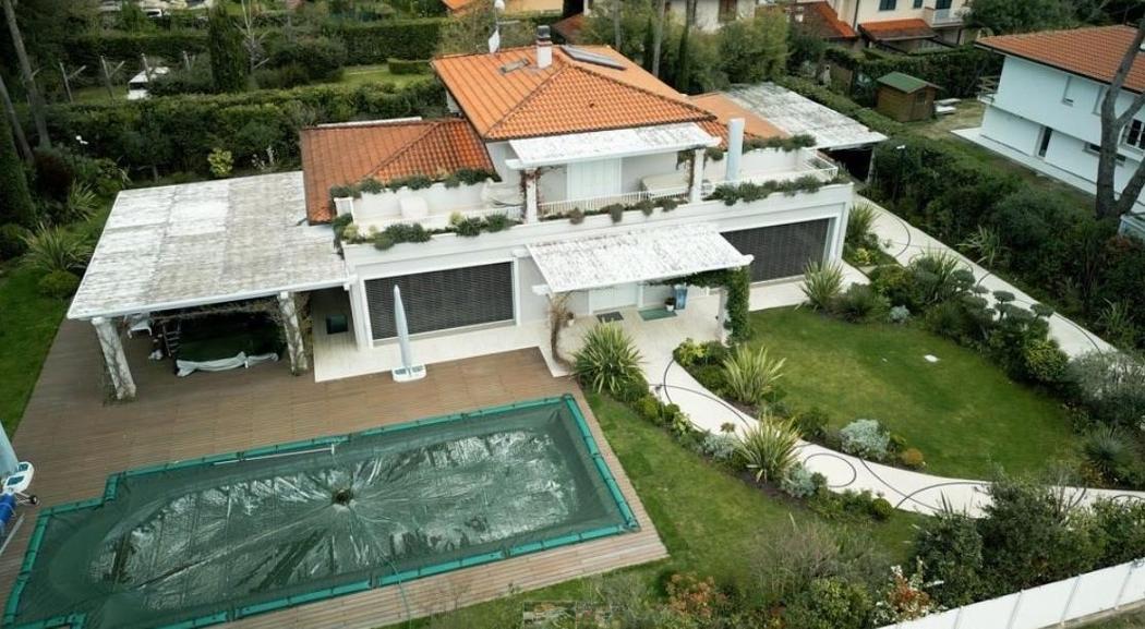 I Prigozhin a Forte dei Marmi. “Villa Arina”, la villa di nuora e figlio del capo di Wagner in Versilia