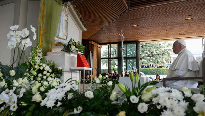 Fatima Il Papa Non Legge La Preghiera Per La Pace Il Vaticano Non 