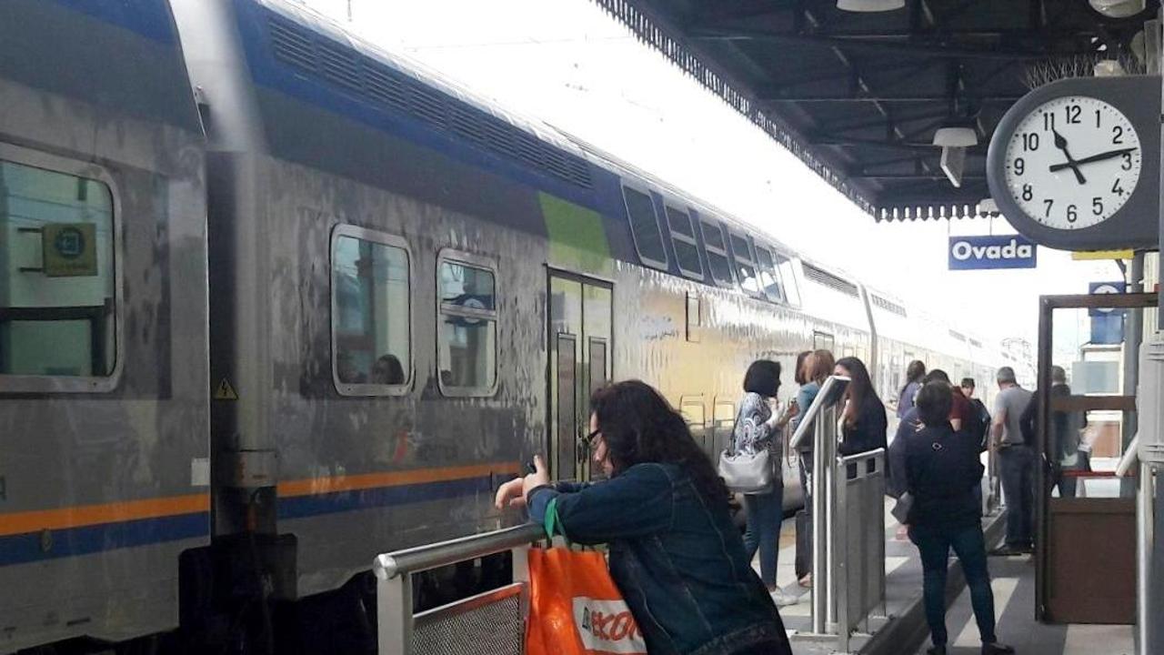 treni da ovada a genova