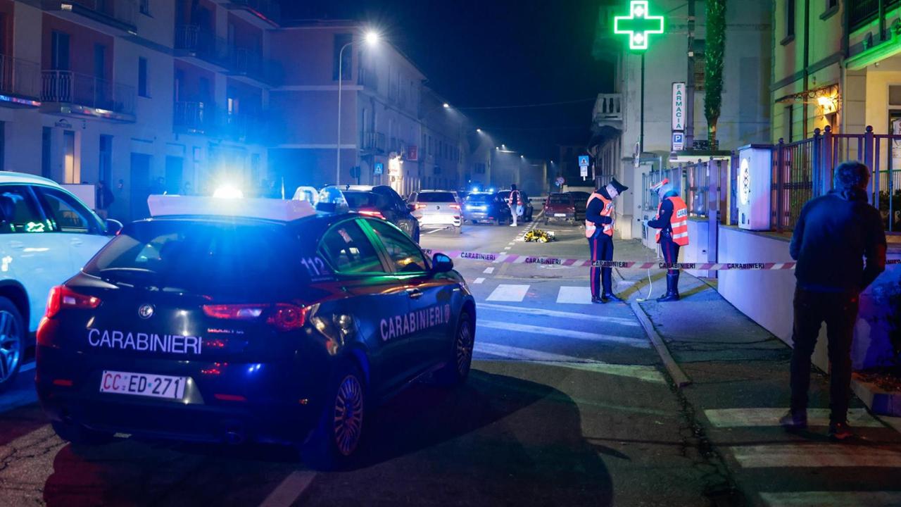 Momo, donna muore travolta da un suv mentre attraversa - La Stampa