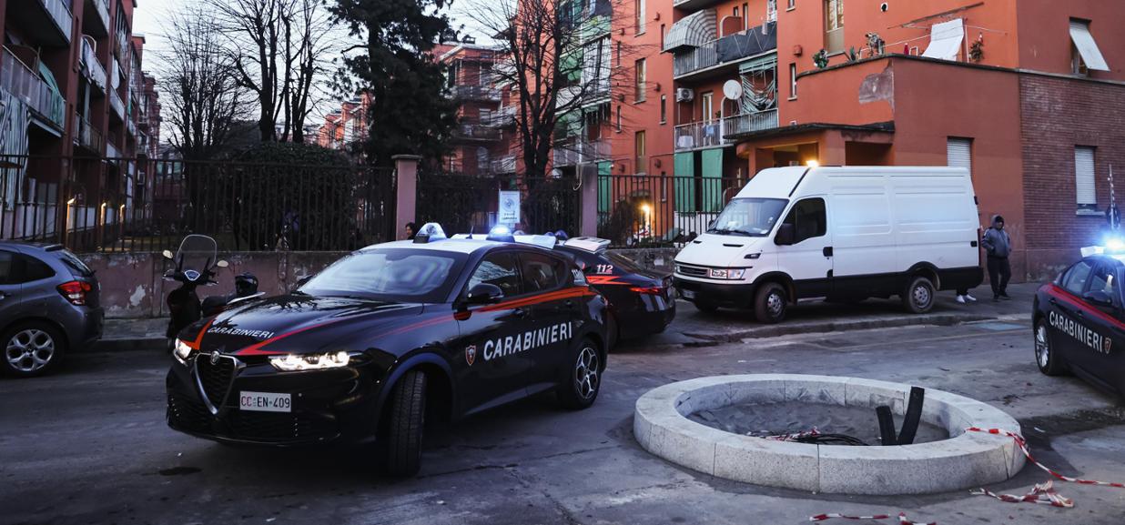 Milano, il bambino abbandonato ha meno di un mese e sta bene. I ...
