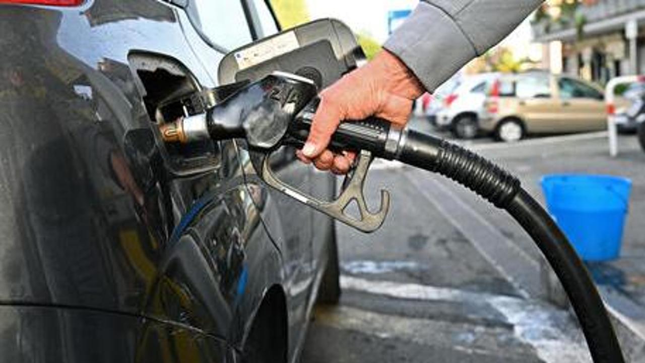 ガソリン価格高騰に対抗するためのデカローグ