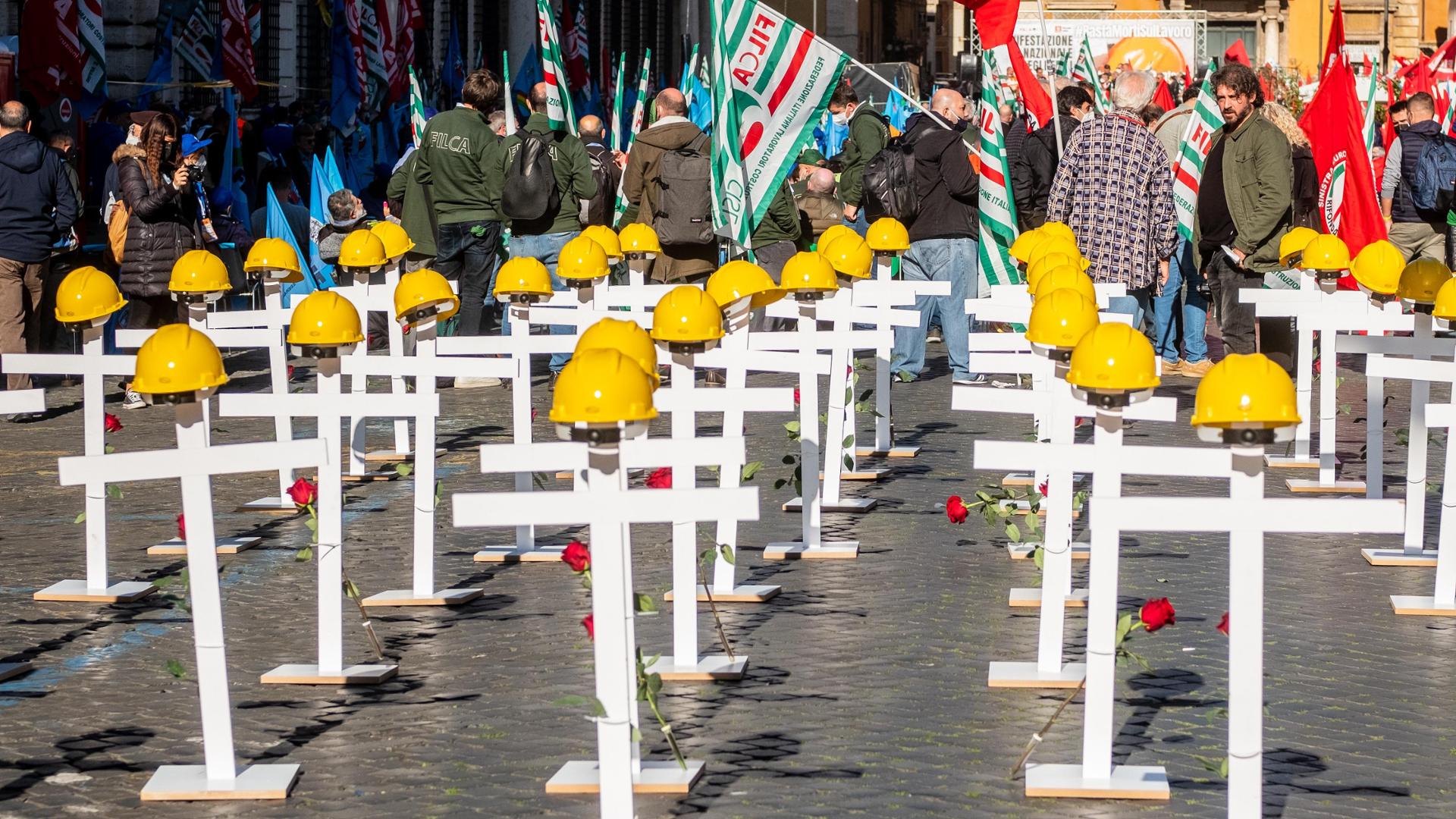 Morti sul lavoro in aumento: nel 2024 già 45 in Italia - La Stampa