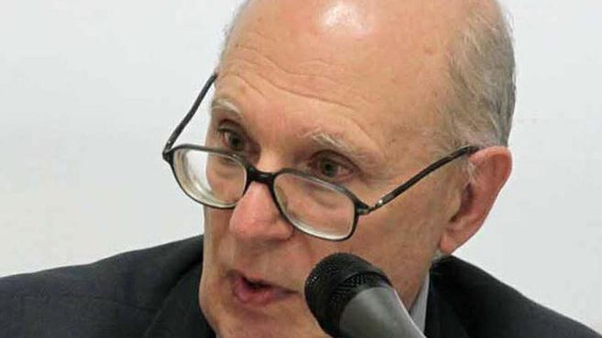 Volandの編集者兼グラフィックデザイナー、出版担当のアルベルト・レカルダーノ氏が死去
