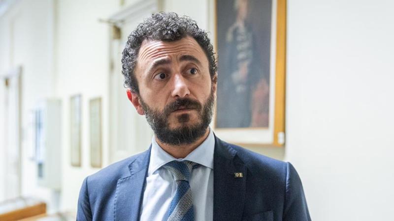 emanuele-pozzolo-ero-e-resto-un-fratello-d-italia-con-delmastro
