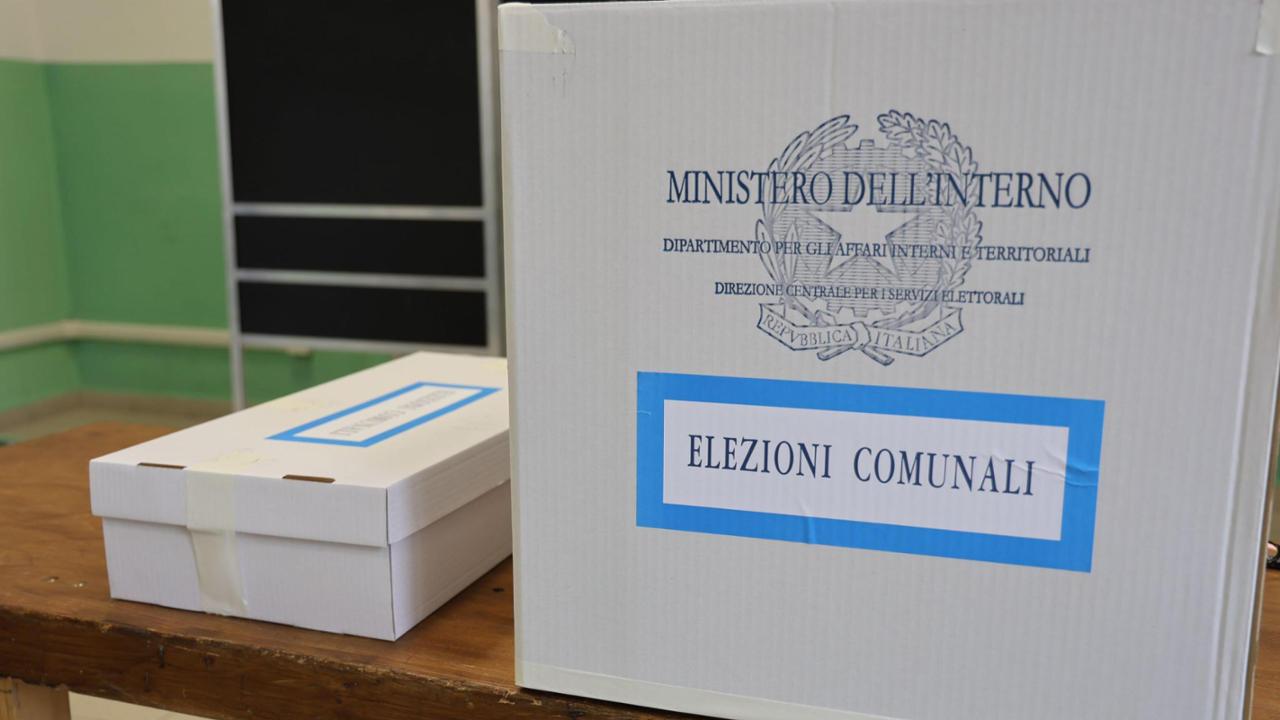 Amministrative, ballottaggi oggi e domani: il centrodestra in rincorsa, con la sorpresa Vannacci