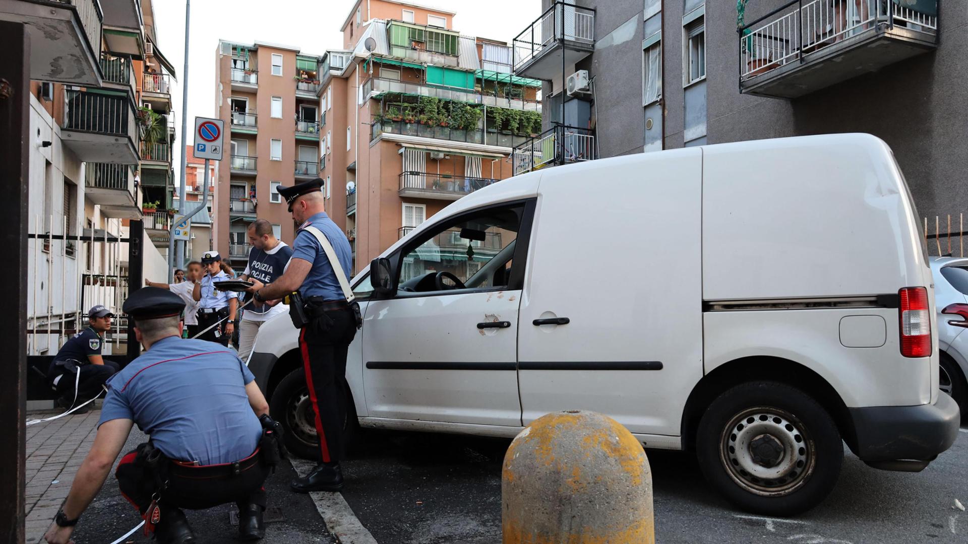 Nel Milanese bimba di 4 anni muore travolta da un furgone in manovra ...