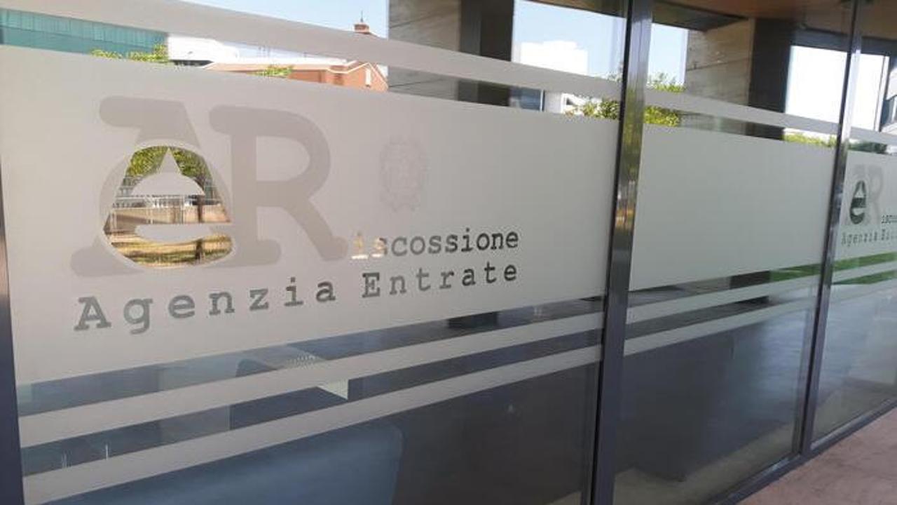 

Tasse, 300 mila partite Iva devono pagare gli acconti rinviati. Lega e FI rilanciano la rottamazione


