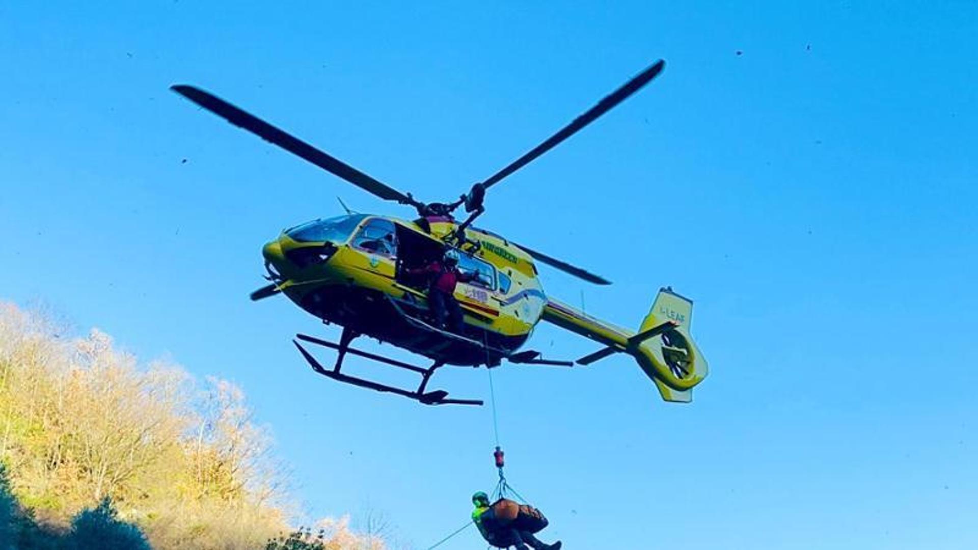 Tragedia a Finale, climber di 22 anni cade da una parete rocciosa e ...