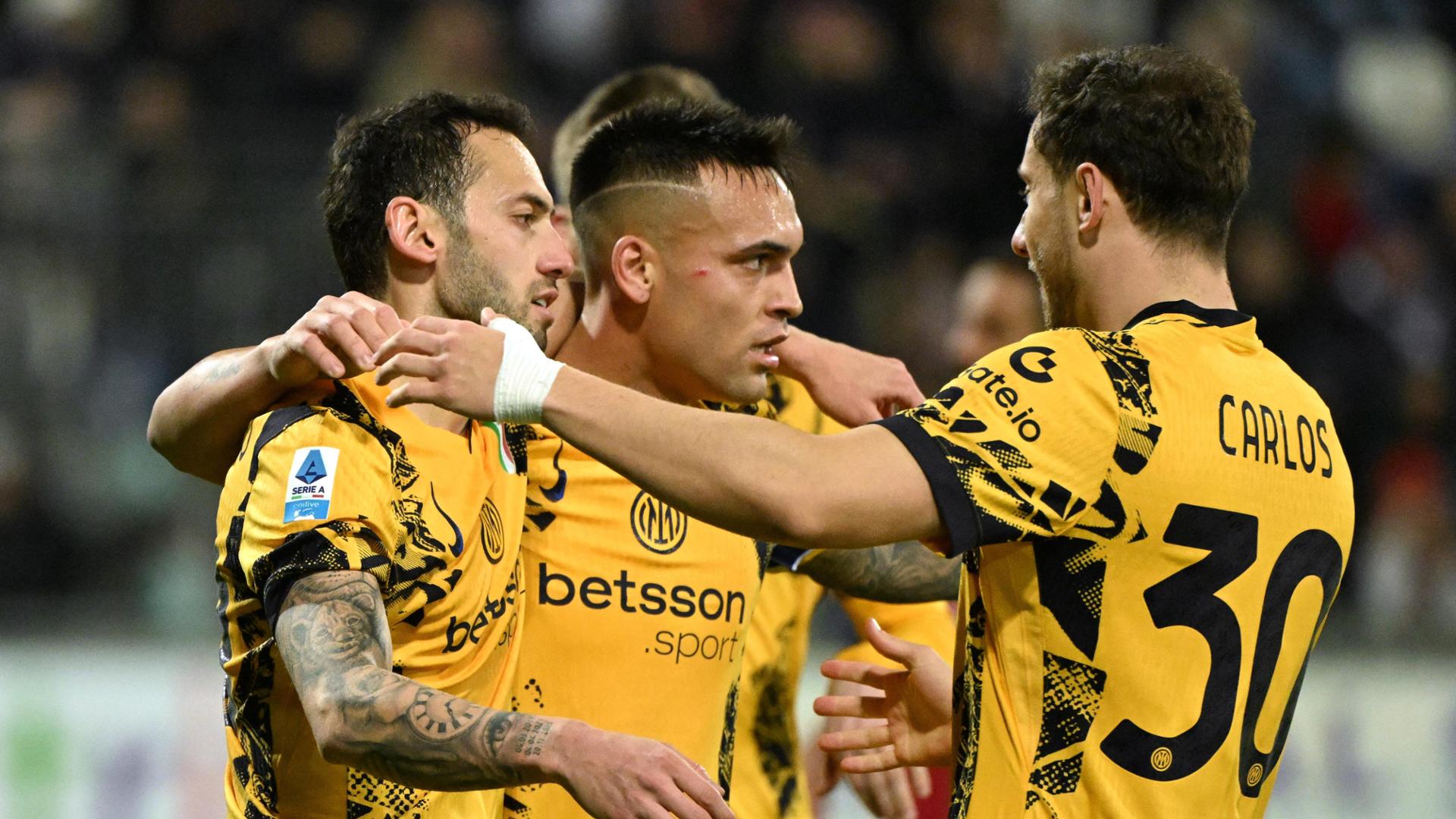 Gol e highlights Cagliari Inter 0-3 - La Stampa