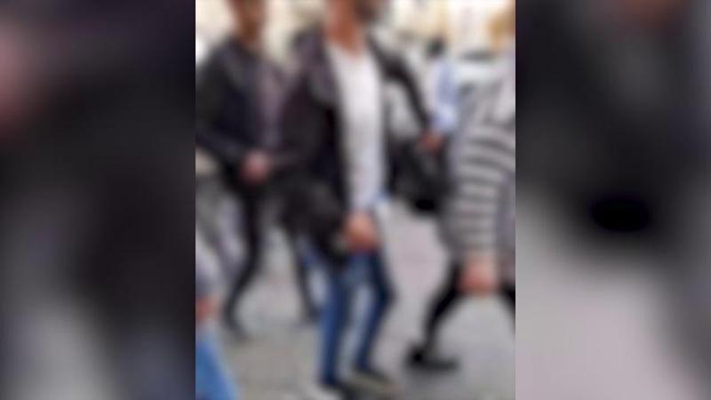 Borseggio in diretta a Napoli, l'azione notata dagli utenti sui social