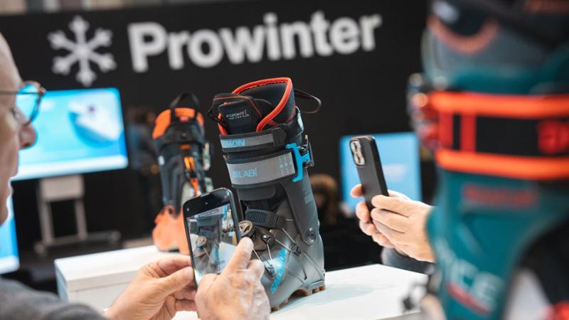 Mondo outdoor, test materiali, premi e tante novità: Prowinter al cancelletto di partenza