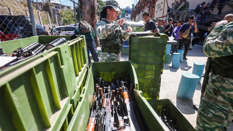 Venezuela, arrestato un italiano. Il Ministro degli Interni di Caracas non dà il nome: “È un mercenario”