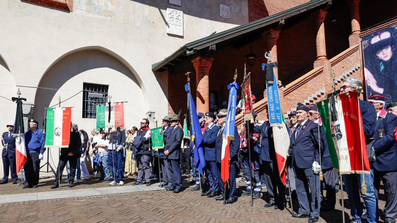 Le celebrazioni del 25 aprile in tutto il Novarese - Le immagini - La ...