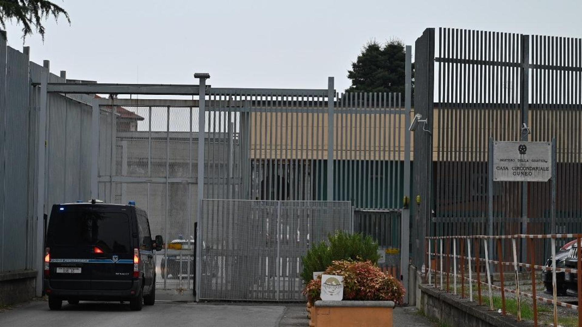 Torture sui detenuti in carcere a Cuneo: in 14 rischiano il rinvio a