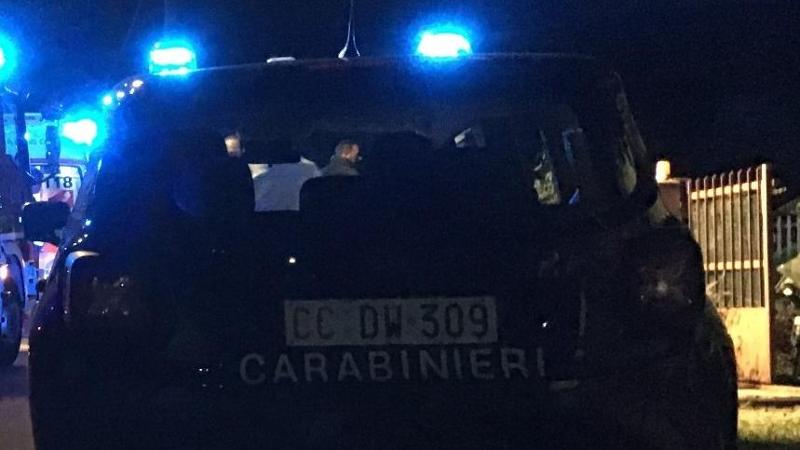 Albenga, litigano per strada e un ragazzo rimane ferito a bottigliate ...
