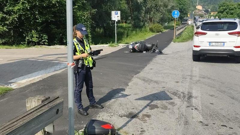 Incidente tra moto e furgone a Fondotoce: un ferito e traffico in tilt ...