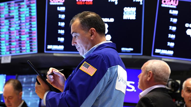 Borse, Piazza Affari in forte rosso dopo l'attacco di Israele all'Iran ...