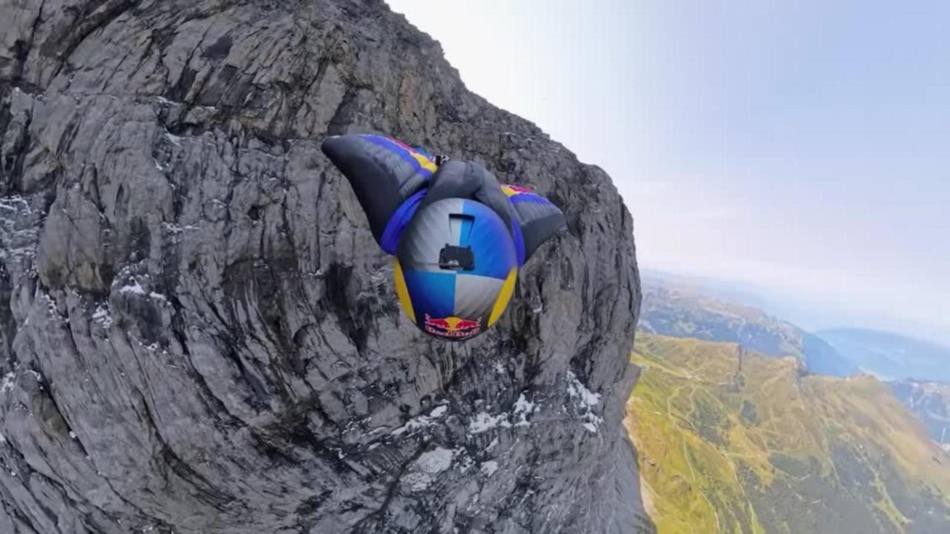 Base jumping, raggiunge i 347 km/h in tuta alare: il volo da record ...