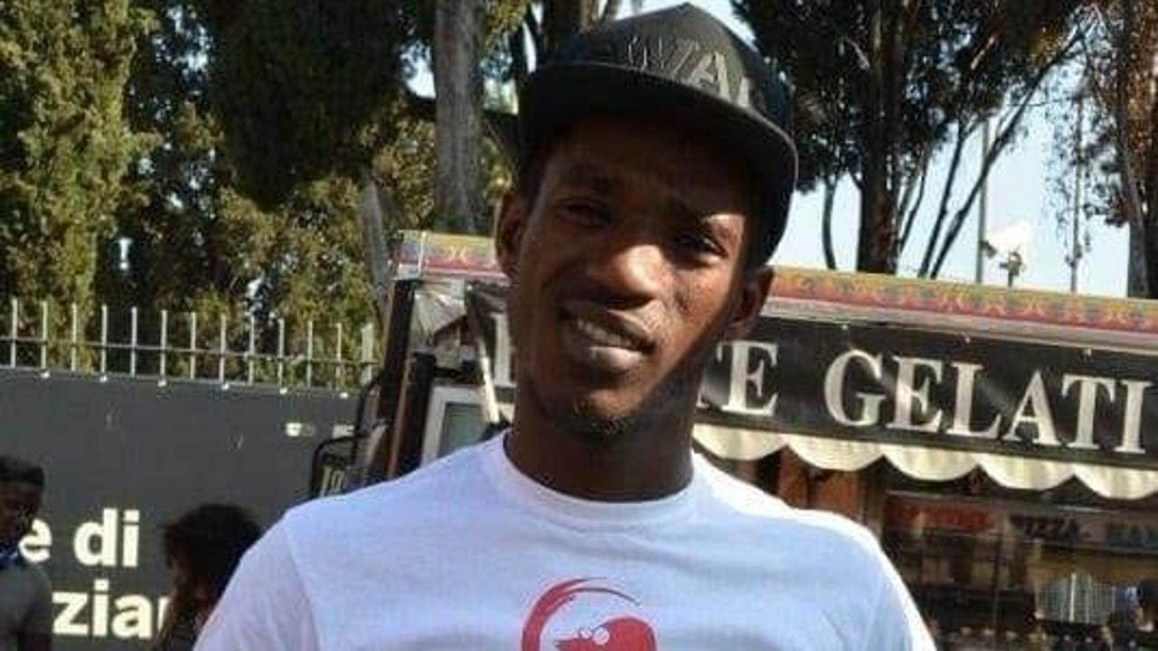 Moussa Balde subì un “processo di animalizzazione”: così il giudice sul suicidio al Cpr di Torino