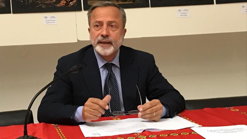 Crisi ex Ilva: Muliere ai cancelli di Novi, 