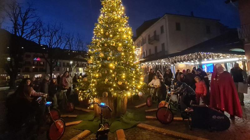 Kslogin - Set di 3 pezzi di decorazione da tavolo di Natale, negozio, pupazzo di neve, Babbo Natale, renna di Natale, regalo per bambini, in legno