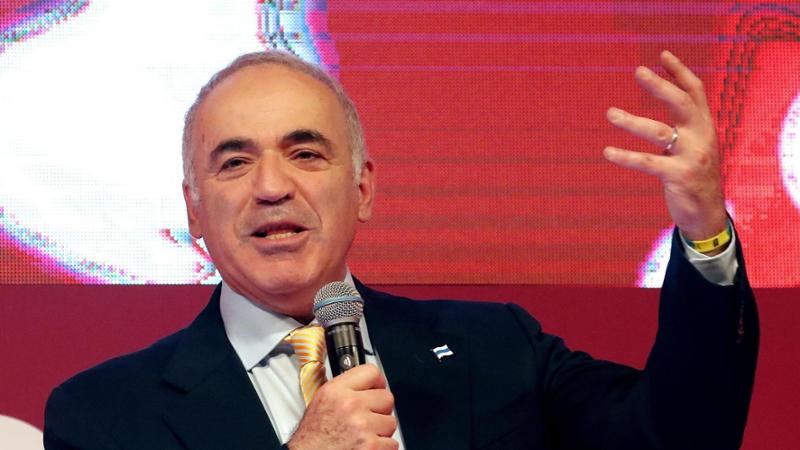 Kasparov torna nel mirino di Putin. È l’uomo più incriminato di Russia