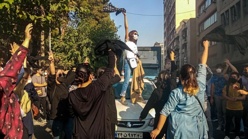 Il grido delle donne iraniane: “Non dimenticateci” - La Stampa
