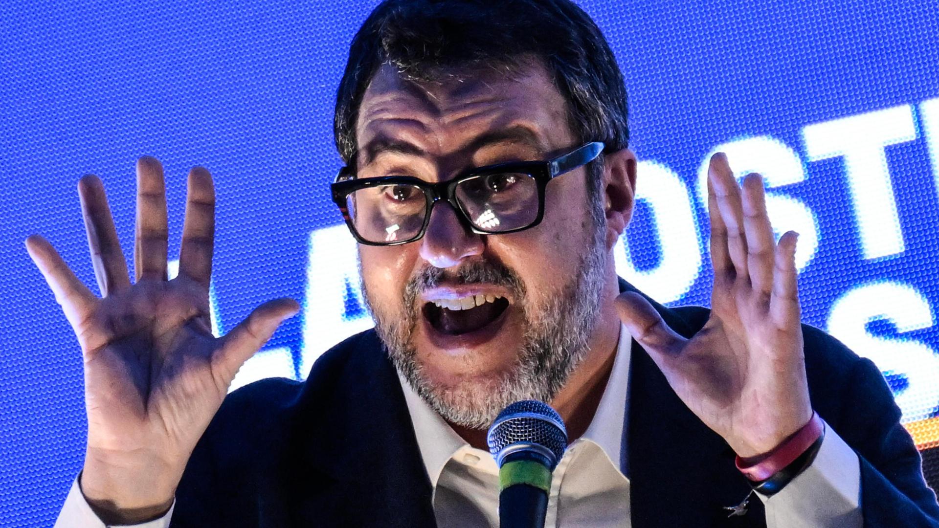 La destra al Centro e il sonno a sinistra