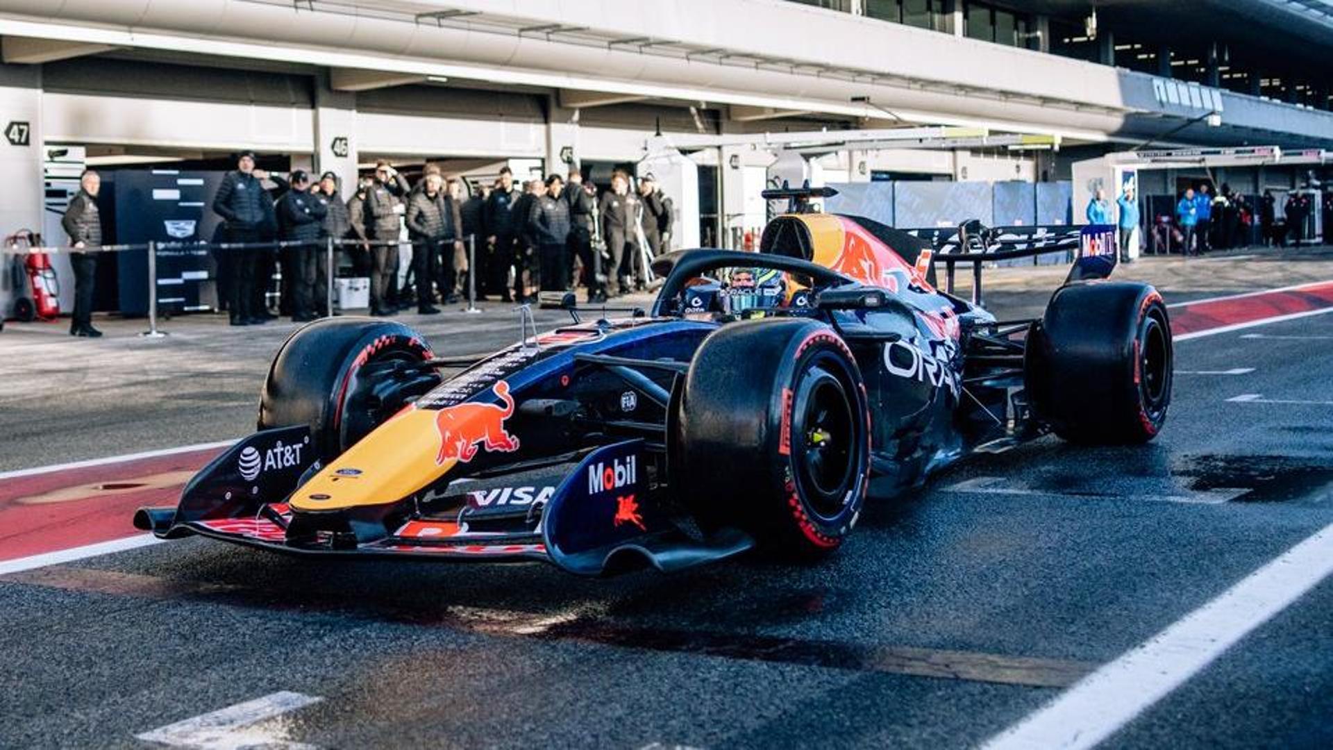 F1, test a Barcellona: Hadjar il più veloce davanti a Russell - La Stampa