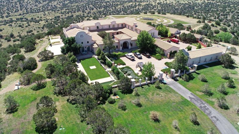 Test di eugenetica e schiavi sessuali: i fantasmi del ranch di Epstein