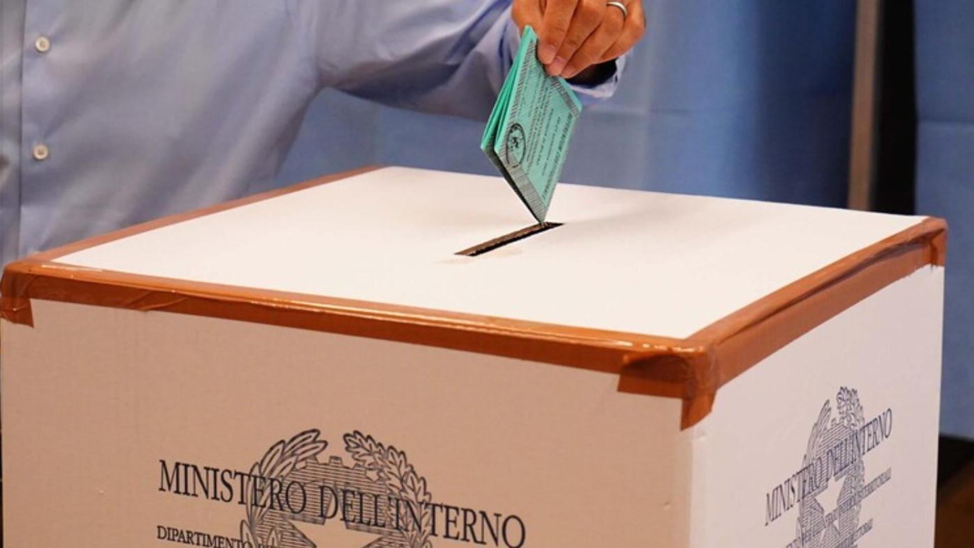 Legge elettorale, intesa nella notte: ecco lo &ldquo;Stabilicum&rdquo;, proporzionale senza preferenze