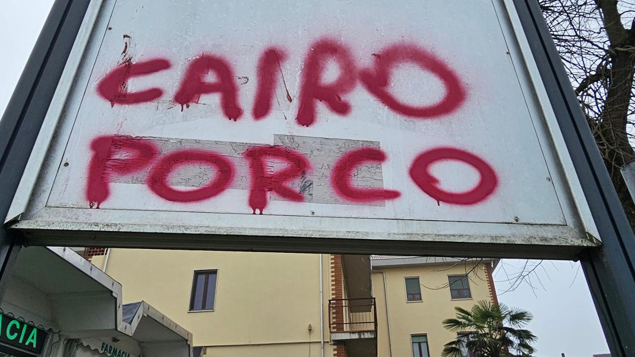 “Pagherai tutto pagherai caro”. Insulti e minacce a Cairo nella sua Masio