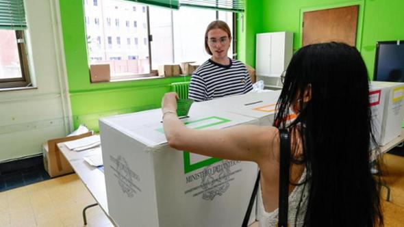 Guida al referendum: mandaci le domande, risponde il Costituzionalista