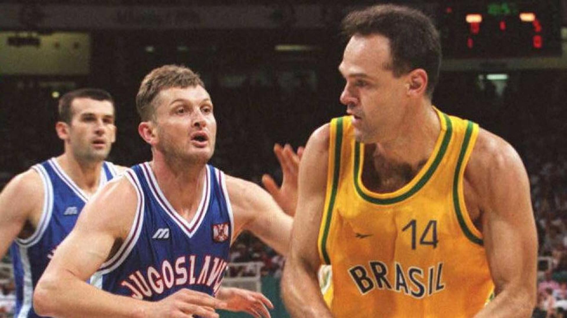 &Egrave; morto Oscar Schmidt, leggenda del basket