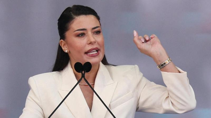 Latinopoulou: “Immigrazione problema numero uno. Servono biglietti di sola andata”