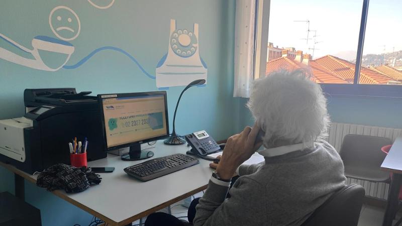 L’appello di Telefono Amico: “Quasi venti chiamate l’ora, serve il servizio d’ascolto notturno”