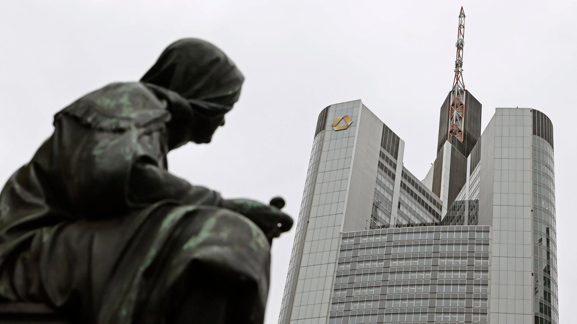Unicredit-Commerzbank, frena la politica tedesca