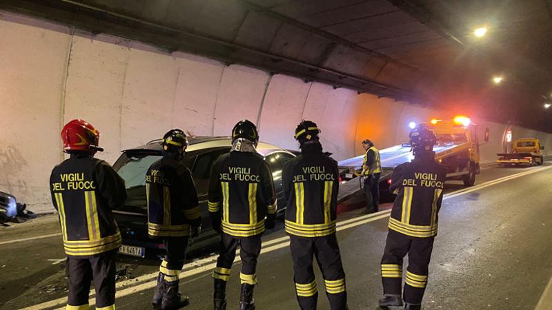 Alassio, grave incidente sull’Aurelia bis: muore una donna, bimbo gravissimo