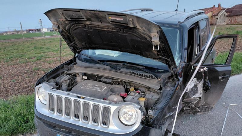 Due auto distrutte in poche ore: “Non posso lavorare e portare mio figlio in ospedale, aiutatemi”