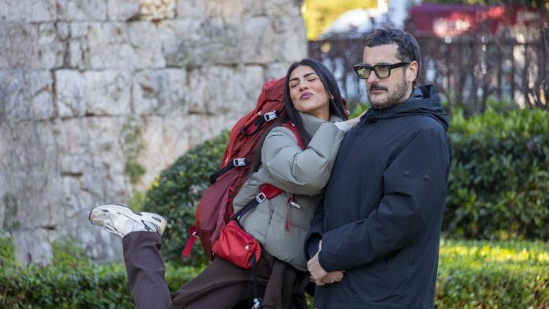 “Pechino Express”, la busta nera salva i Veloci. Tornano i Sette Mostri e debutta la “Fariba Flag”