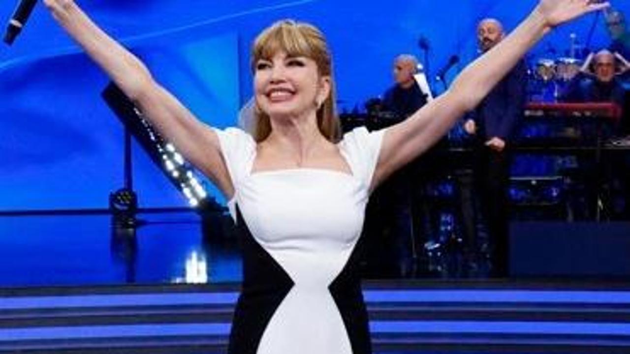 Milly Carlucci: “Canzonissima si è adattata ai tempi. Barbara D’Urso? Talento buttato senza colpe”