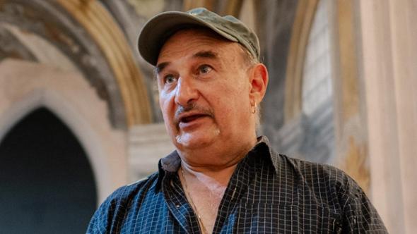 “Ho insegnato ai miei alunni Bella Ciao per il 25 Aprile.


Mi fa male che il sindaco l’abbia vietata”