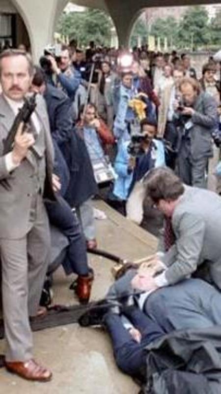 1981: l'attentato a Reagan nello stesso hotel di Washington della sparatoria alla cena di Trump