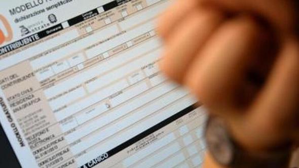 Dichiarazione dei redditi al via, pronto il 730 precompilato: bonus, detrazioni e scadenze chiave