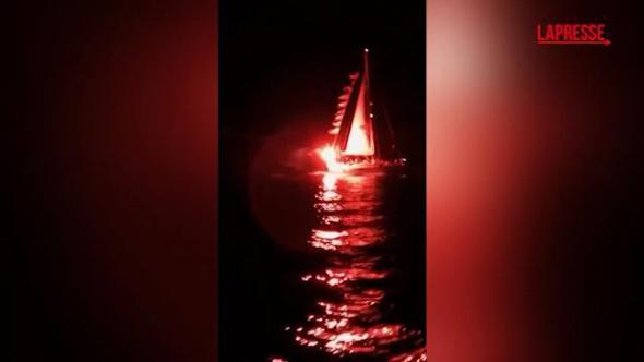 Creta, Global Sumud Flotilla: "Motoscafi israeliani hanno fermato le nostre navi con laser e armi"