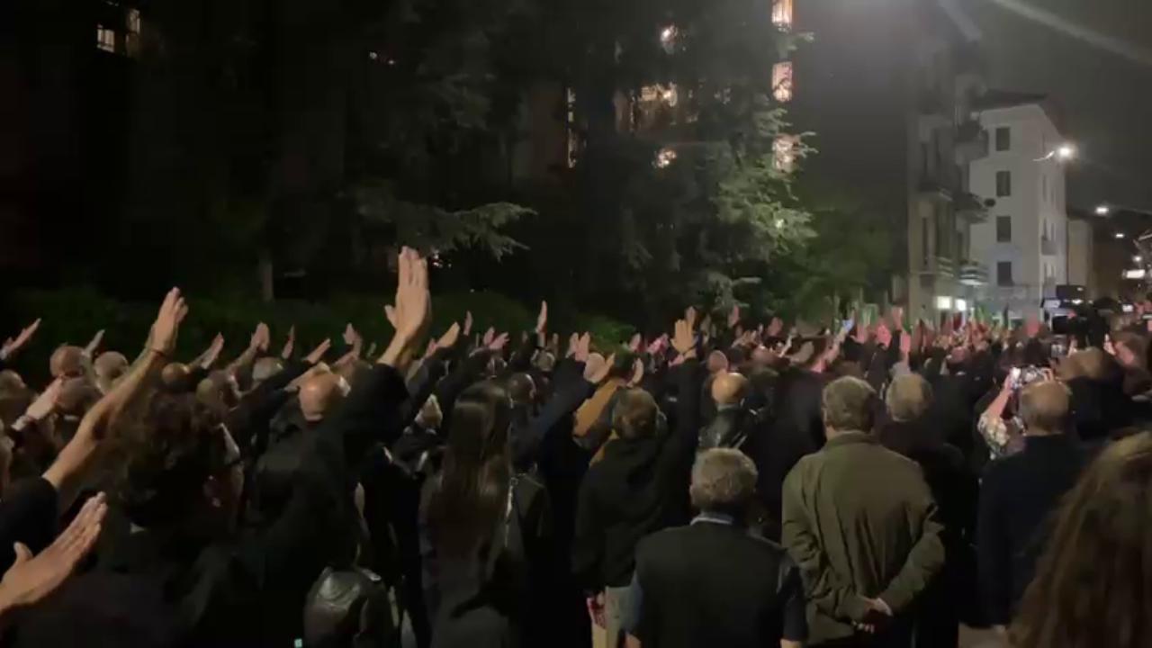 Saluti romani al corteo per Ramelli a Milano