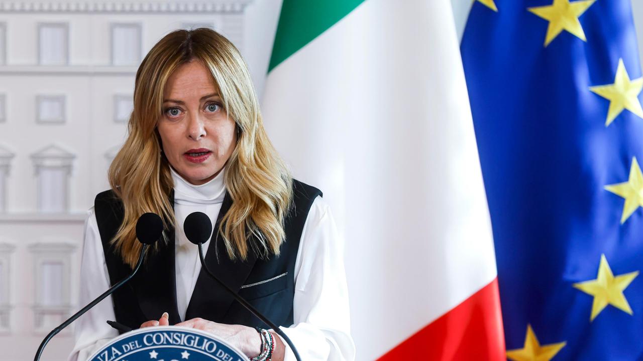 Cdm al via: dal taglio delle accise al Piano casa al ddl sgomberi. Cosa si discute