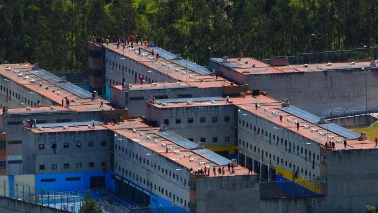 El Salvador, in vigore l’ergastolo per i bambini