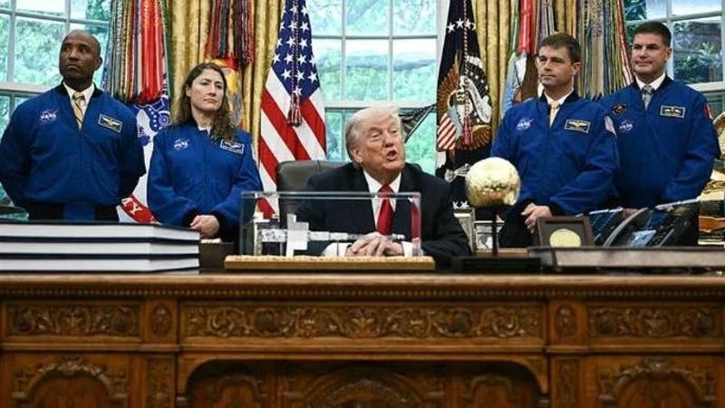 Il capo della Nasa: “Artemis 3 tornerà sulla Luna a fine 2027. Nel 2028 lo sbarco”